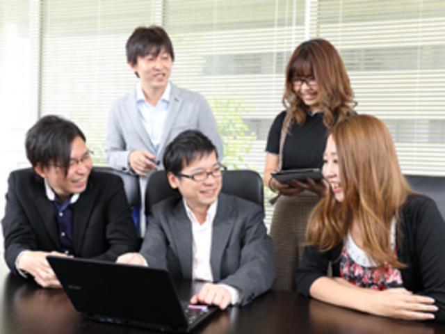 勤務地は大阪メトロ「堺筋本町駅」から徒歩1分の好立地で、堺筋線と中央線の2線が利用可能。