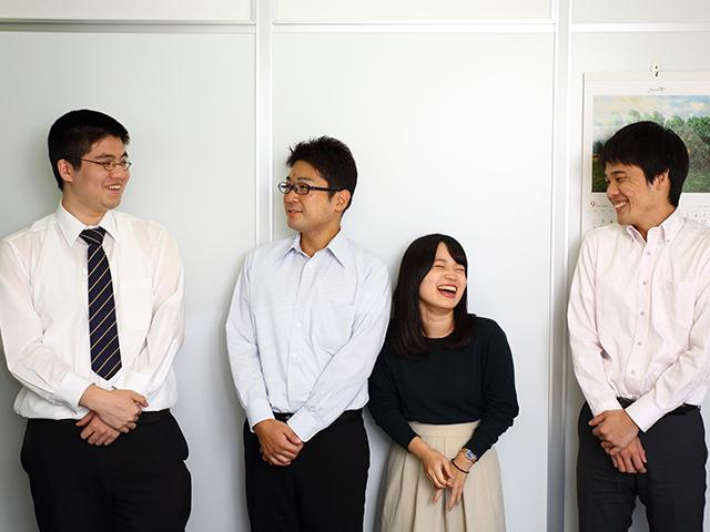 社員同士の仲の良さも同社の魅力の一つ。時には明るい笑い声も社内から聞こえてくる。