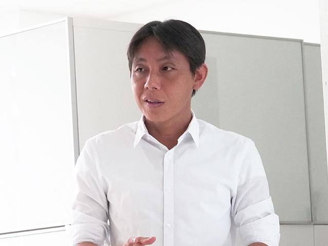 子どもや若者、一人ひとりがそれぞれ興味あるテーマを自由に学び、「じぶんの世界」をつくりあげるための「学びの場」を提供することを使命としている。