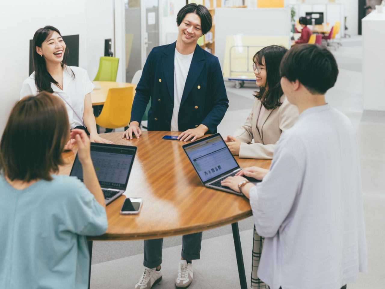 テックファームホールディングス株式会社 求人画像1