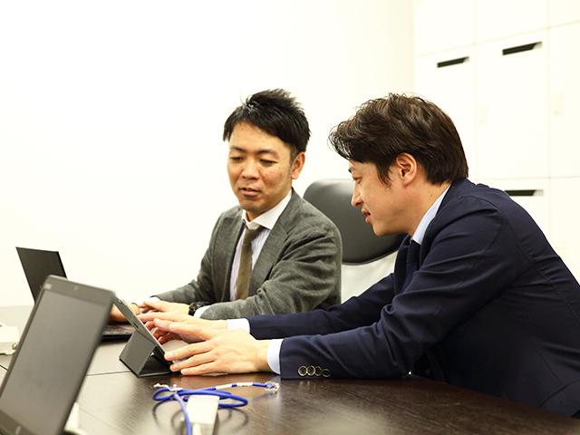 少数精鋭ながら、大手と直取引しているプロフェッショナルの集まり。圧倒的なキャリアアップを目指せるだろう。