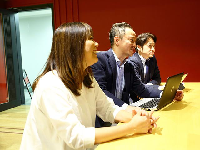 システム開発だけではなく、企画や営業、オペレーションなど大手通信キャリアの様々な業務案件に関わることができるのも魅力だ。