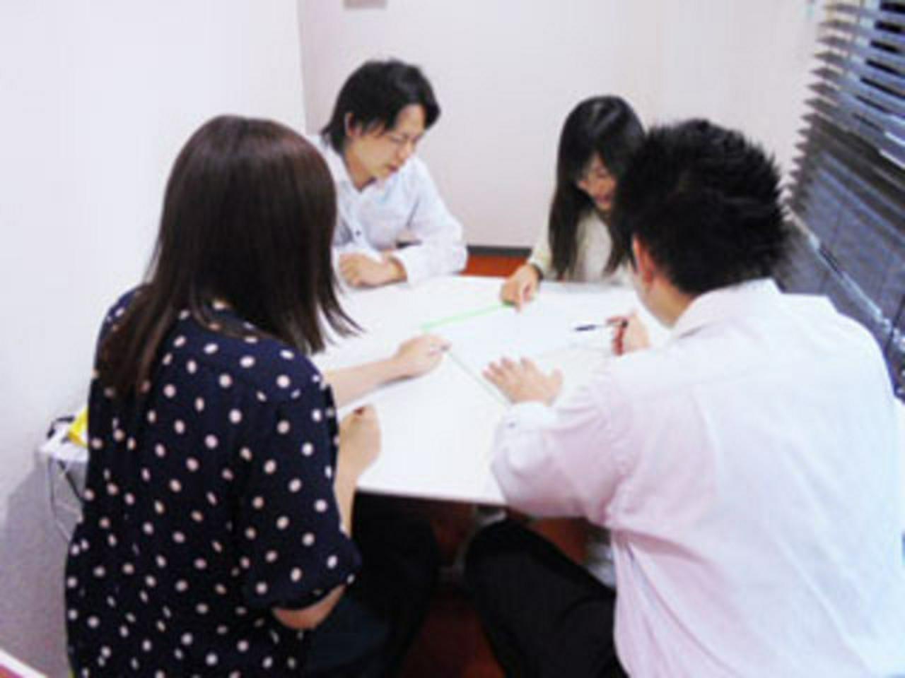 with Career株式会社 求人画像1