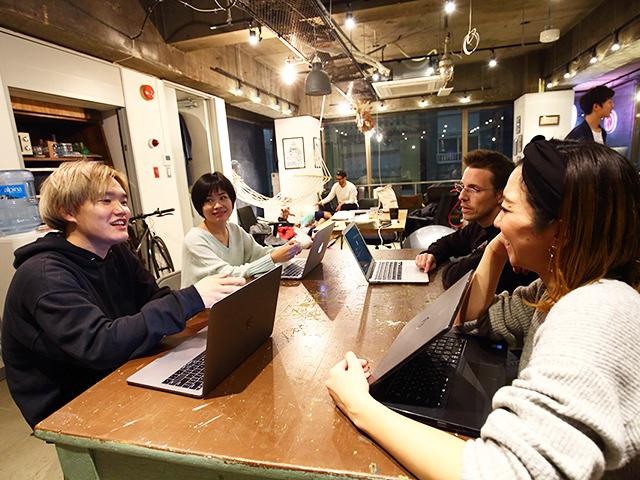 東京・浅草橋に拠点を構える理由は、江戸時代に浅草橋界隈で、日本で初めての“グルメ情報誌”が作られたからだという