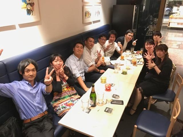 幅広い年代が在籍し、縦も横のラインもない環境です。