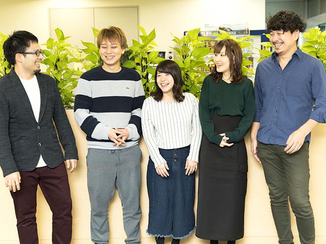 社員同士の雰囲気の良さも魅力。人間関係の良さが3年間で定着率95%という驚くべき数値に繋がっているのかもしれない。