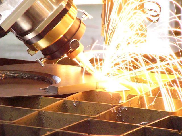 「納得のいく、良いものをつくりたい」そんな“ものづくり現場の声”に応えたいそれが、私たちの想いです。