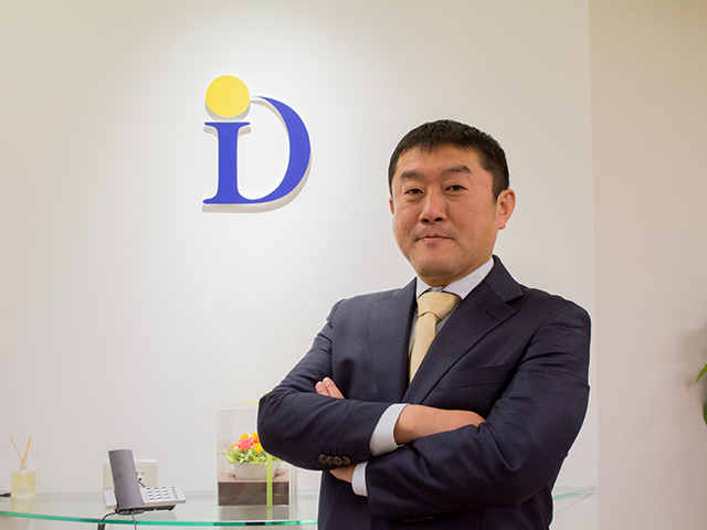 創業者　故　杉本 大祐氏
2009年にD&Iを設立後、順調な成長を続け、業界内で注目を集める企業へと成長させた。