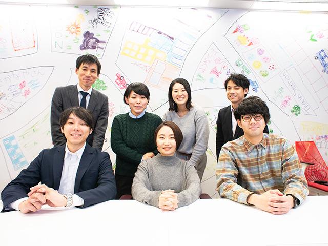 年齢、性別、社歴などの垣根なし。フラットでフレンドリーなコミュニケーションが自然な風土だ