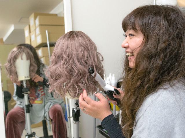 ウィッグを必要としている人は多く、圧倒的に品質の高い商品を扱っている。Webを活用し、広く発信できる人を求める。