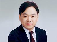 代表取締役社長　博士(情報科学) 松本祐教氏