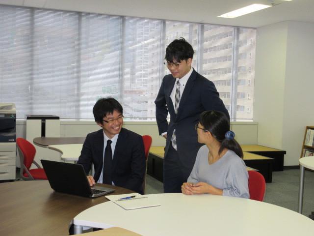 コミュニケーションを頻繁に図ることでお互いの認識が深まります。