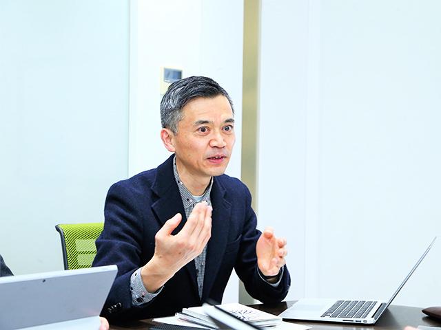 クライアントの課題を解決するため、これまでの「制作会社」から「デザインファーム」への進化を目標に掲げている。