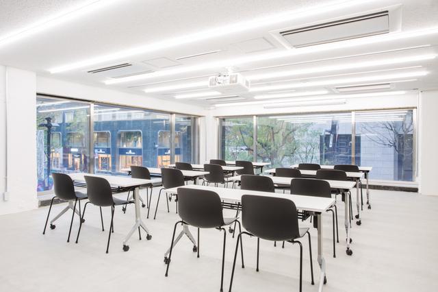 東京・大阪・ニューヨークを拠点じ総合マネースクールを運営し、受講生は延べ50万人に及ぶ。