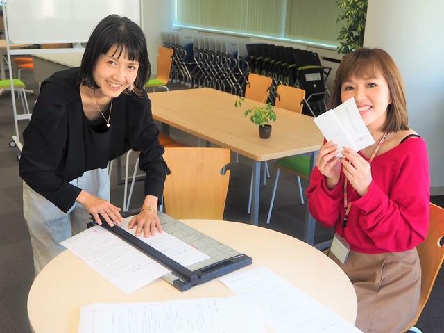 女性がターゲットになっている商品が多いため、女性の率直な意見はとても重要。同社では女性も多く活躍している。