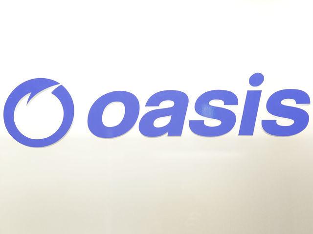 オアシスという社名には、社会にとっても社員にとっても、 ”心身ともに健康であるために必要な場所”でありたいという願いを込めています。