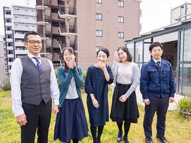 Joyful-Cubeグループの社員は約120名在籍しているが、そのほとんどが業界予備知識のないところから入社して活躍している。