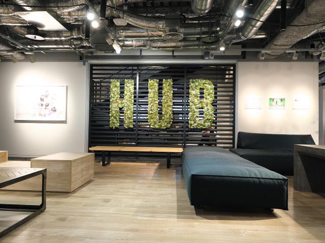 オープンでおしゃれな雰囲気のオフィスは、クリエイティビティを刺激される環境だ。