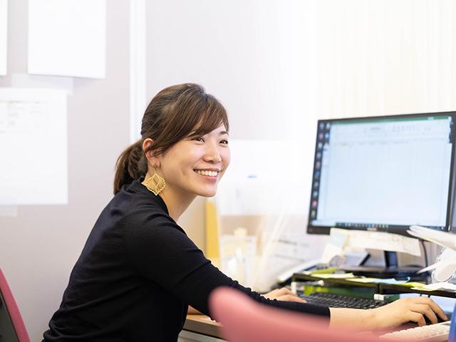 同社における成長戦略は、「確かな製品」とWebやECへによる「売り方」の2つにある。