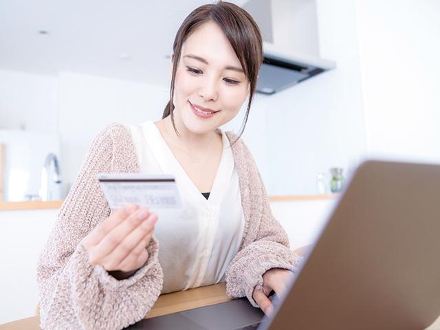 社員全60名中3分の2がエンジニアだ。リモート勤務OKで、かつ勤務時間はフレックス。コミュニケーションを日々取りながら協力的に業務を進められる体制が整っています。