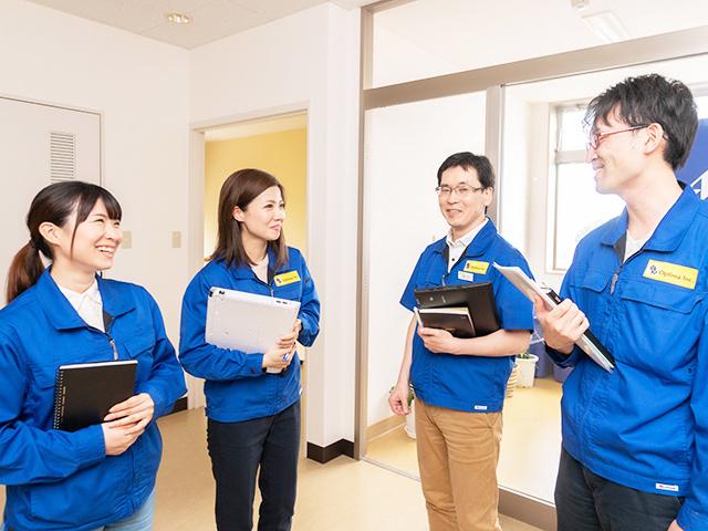 風土はベンチャー企業らしく、組織の歯車ではなく一人一人が考え、責任感を持って業務を進めていける環境づくりに取り組んでいる。