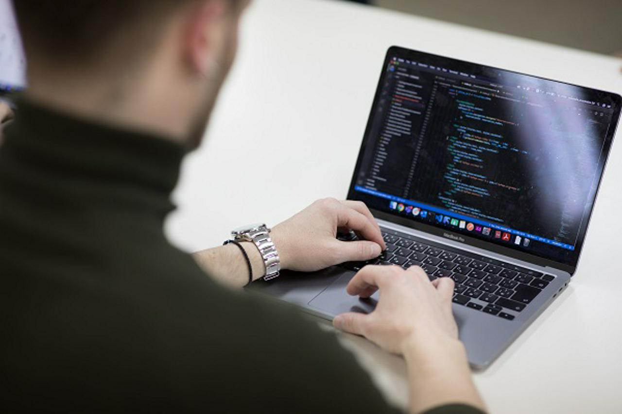 株式会社SHIFT 求人画像1