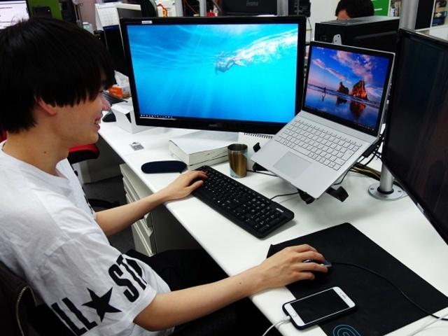 フロントエンジニア開発風景