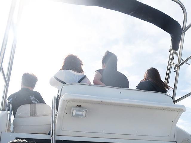 定期的に花見、周年記念イベント、忘年会などが開催され、参加率は100％に近い。