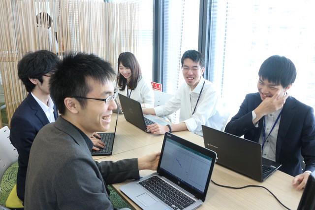 約60人の少数精鋭のチームで、Webシステムを１次請けで受託開発するほか、自社プロダクトも幅広く手がける。