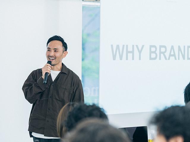 取締役 戸塚 省太氏
大学卒業後、イギリスの大学院にてジャーナリズムを専攻。卒業後、2005年に株式会社エフアイシーシーへ入社。グローバルブランドのプロモーション施策やブランドサイトのクリエイティブディレクションを多数担当。現在は取締役 CRO（Chief Resource Officer）としてブランディングや人事などを担当。