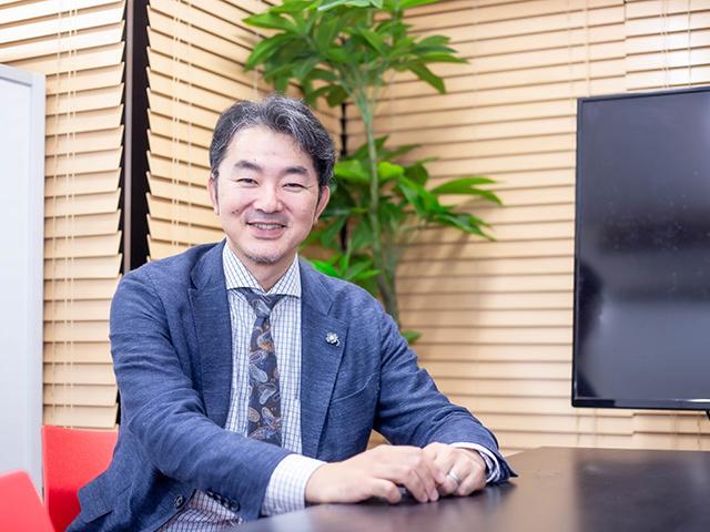 代表取締役社長　神﨑 浩二氏