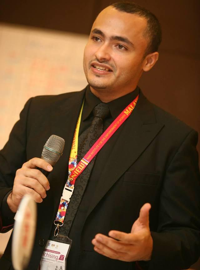 アルケー情報のもう一つの特色は、国際色が豊かであること。働きやすさも抜群で、育児中の人達も歓迎だ。