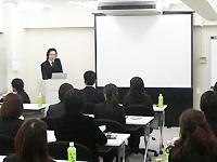 年2回開催される全社研修で成果発表