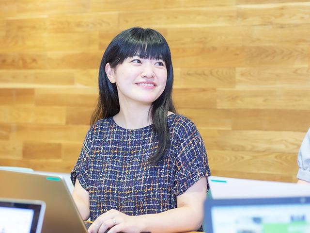 ソフトバンクの大企業の制度を取り入れる中、自社独自の制度として、毎週水曜日にさまざまなおやつが配られる『おやつの日』や『サラダの日』があり社員も楽しみにしている制度です。