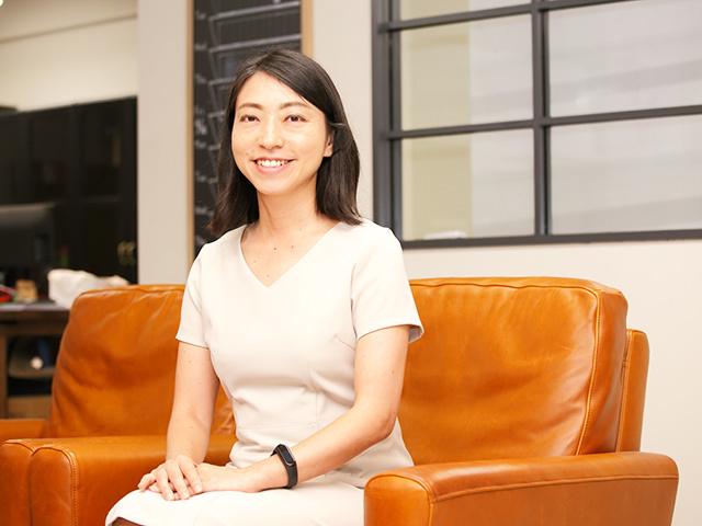 取締役　西山 知恵子氏
西山氏はデロイト トーマツ ベンチャーサポート株式会社に勤務。東京都から支援を委託されたDTVSの社員として、同社の支援を担当したプログラムから1年後、西山氏は『Antaa』の運営をビジネス面から支えるために転職。取締役に就任した。