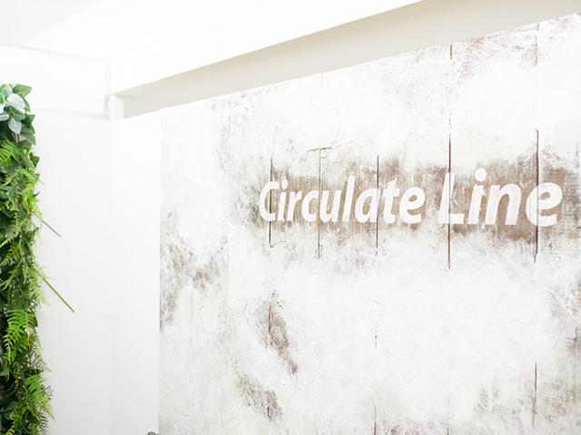 同社は、SES事業ソリューション企画や小売・物流コンサルティング事業、ドローンスクール事業など幅広い分野に挑戦するIT企業だ。