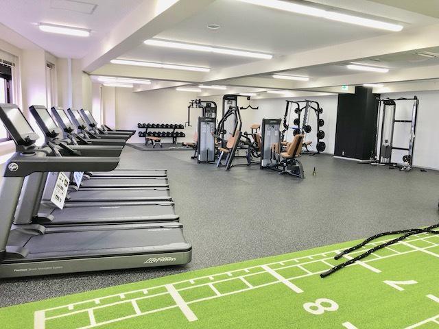 ジムはもちろん、プロテインや各種栄養補助サプリも無料提供しております。