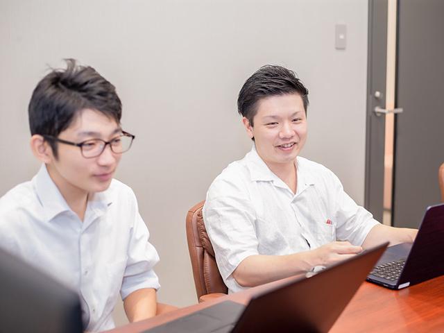 技術部のマネージメントはエンジニア出身の執行役員に任されております。