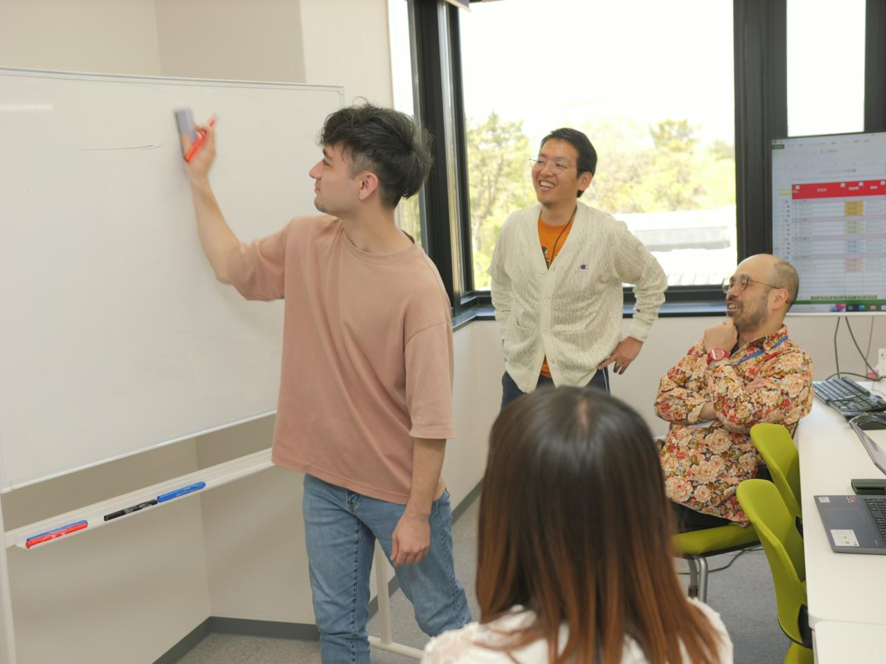 株式会社FREEMIND 求人画像1