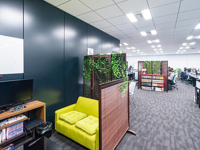 新築のオフィスは綺麗で快適と社内外から評判