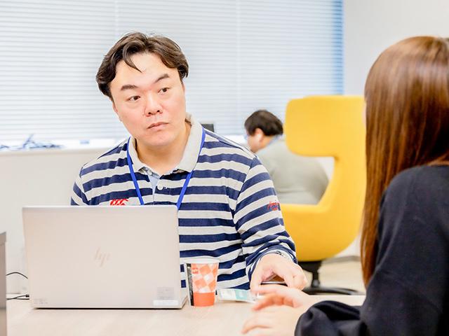 ＩＴ（開発、ＰＭや、クラウドエンジニア、アーキテクト）、マーケティングのプロフェッショナルの中途採用も強化しており、勉強会や社内ＳＮＳも活発。気軽に情報共有や、相談ができる環境を整えている。