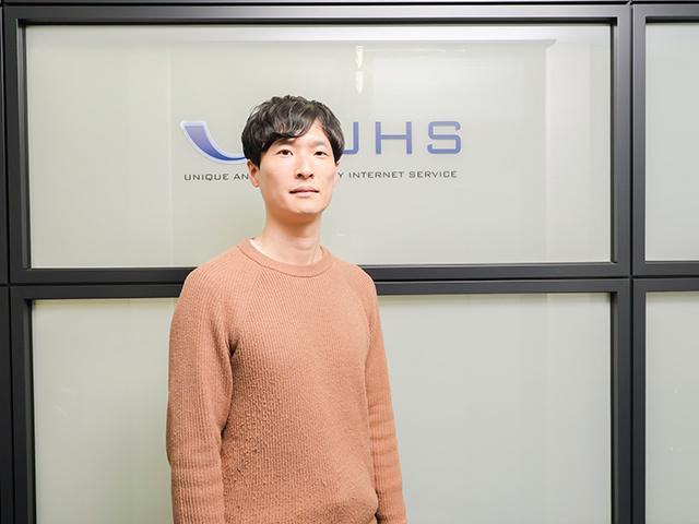 代表取締役社長・大越周一氏
同社の戦略は、他社の真似をするのではなく、独自路線でブルーオーシャンを切り拓いていくというものだ。