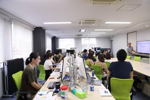 ITとスポーツを組み合わせ、多くの人に笑顔になってもらうべく、今後も挑戦を続けていく。