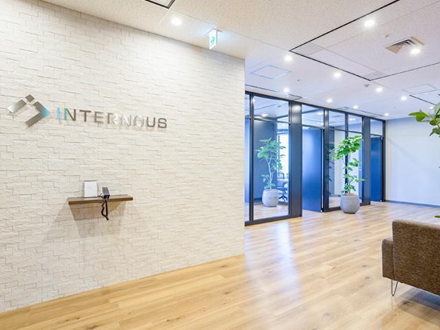 ITエンジニアの人材紹介・派遣、ITアウトソーシング・コンサルティング、採用代行、教育、メディア運営など、IT×HRの領域で幅広い事業を展開する同社。