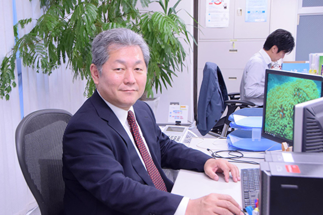 代表取締役の椎原氏は、現在も経営コンサルタントとして活躍している一方、社員の教育・組織力強化にも力を注いでいる。