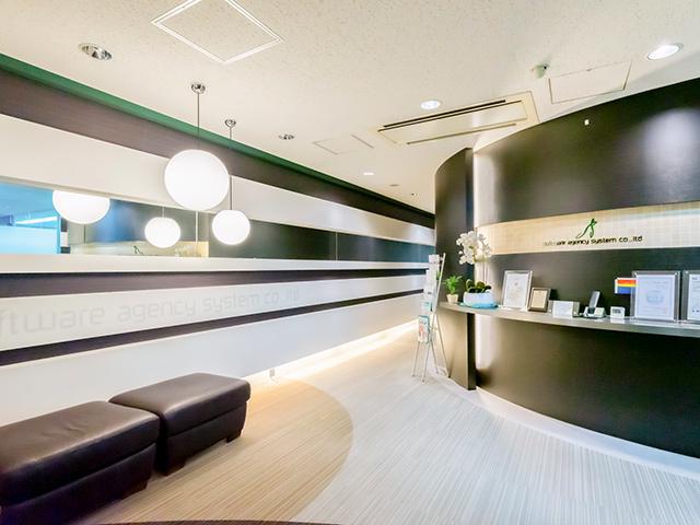 社員同士の距離感が近い、アットホームな雰囲気のある企業だ。興味がある人は一度訪れてみると良いだろう。