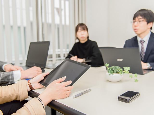 実際に利用するユーザーの声を聞きながら開発をすることができるため、やりがいも大きい。