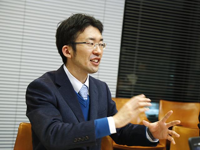 代表取締役　竹内 弘樹 氏
株や投資信託などの投資をテーマにした著書も多数あり、2009年に発売した著書『はじめての株1年生 新・儲かるしくみ損する理由がわかる本』は、累計59,000部のロングセラー。個人投資家としても、数多くの金融系メディアに寄稿している。