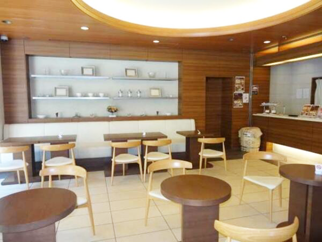 東京支社内のカフェです。商談や打ち合わせでよく利用します。