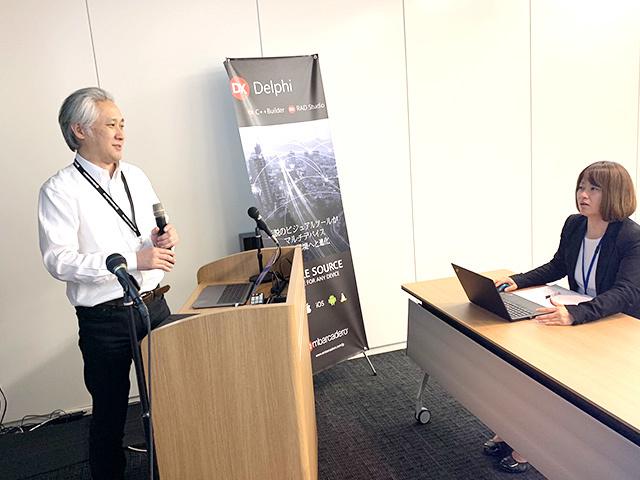 定期的にセールストレーニング実施し、知識の向上をバックアップしています。